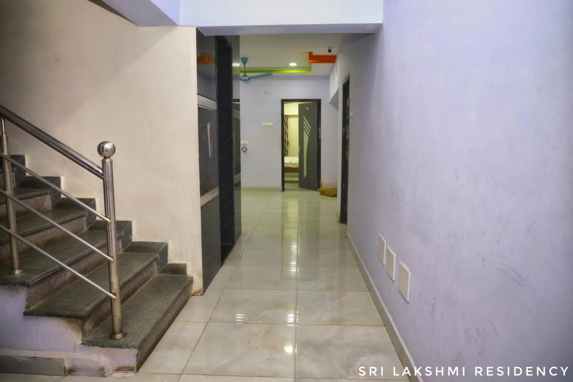 Hotel Sri Lakshmi Residency Tirupati Exterior foto