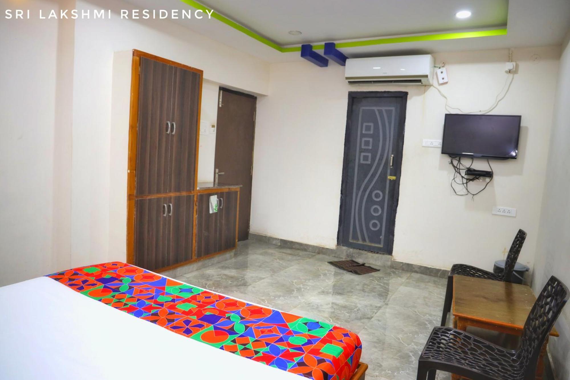 Hotel Sri Lakshmi Residency Tirupati Exterior foto